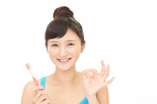 笑顔の女性